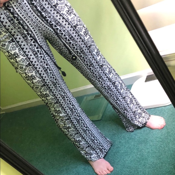 Dina Be women’s black&white palazzo pants!! - Picture 6 of 9